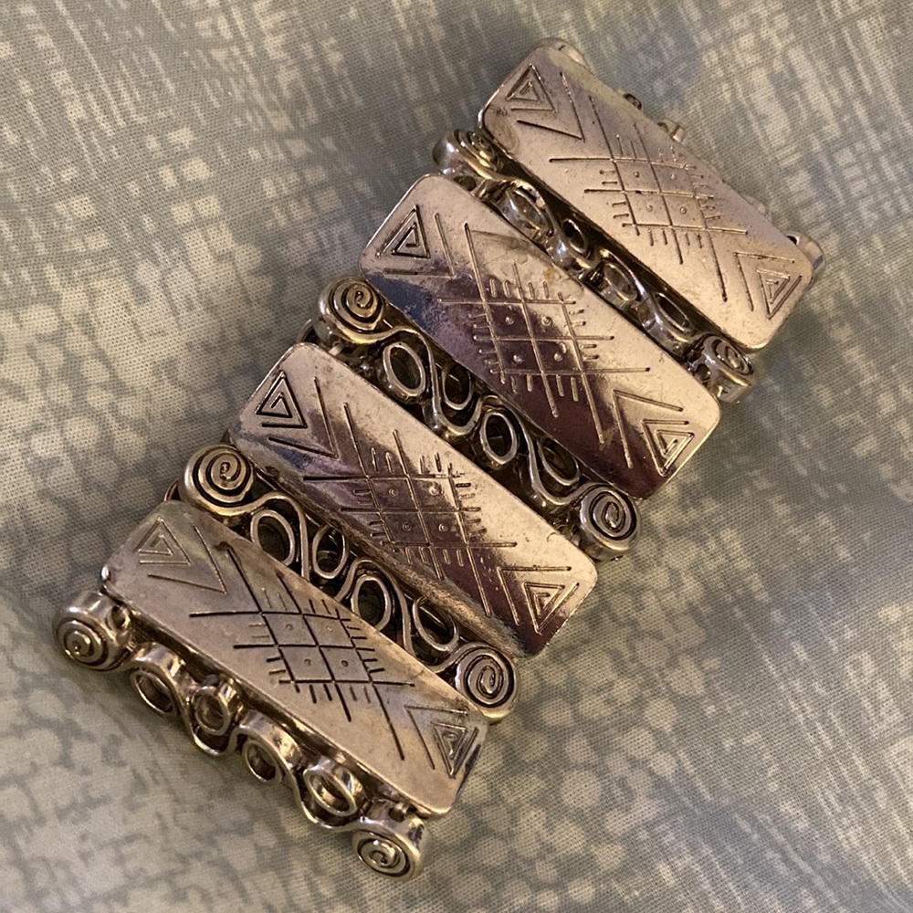 Silver Stretch Bracelet With Rectangular Etched Bars & Curly Bohemian Design